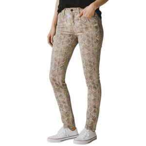 Rich & Skinny Jeans Women’s Sz 28 Taupe Khaki Snake Python Print Slim Fit Denim